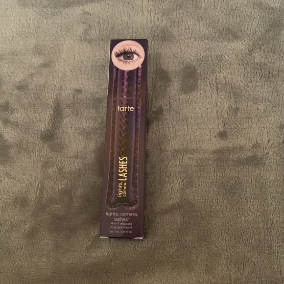 NWT 👁 tarte Lights, Camera, Lashes 4 in 1 Mascara - Picture 3 of 5